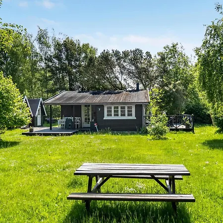 2 Bedroom Beautiful In Sjaellands Odde *